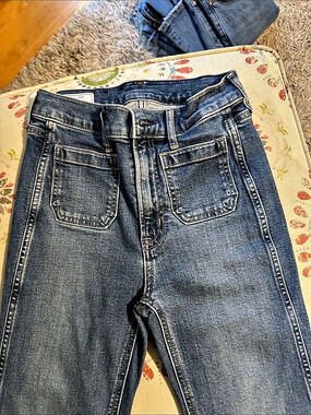 Gap High Rise '70s Flare Jeans Blue Waist 24